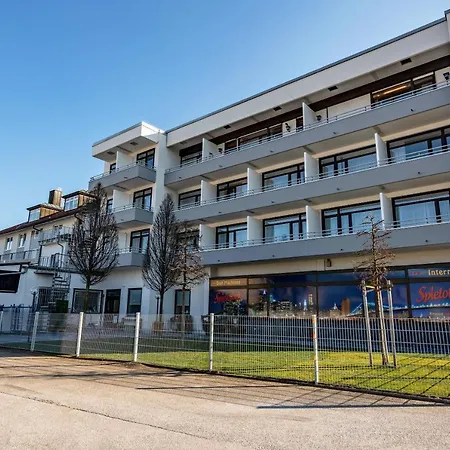 Apartment Huber Living Basic 203 Germering